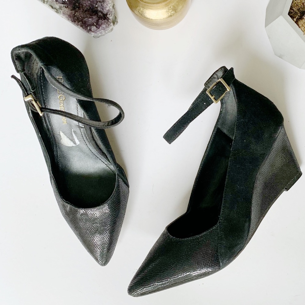 BCBG black wedge heels